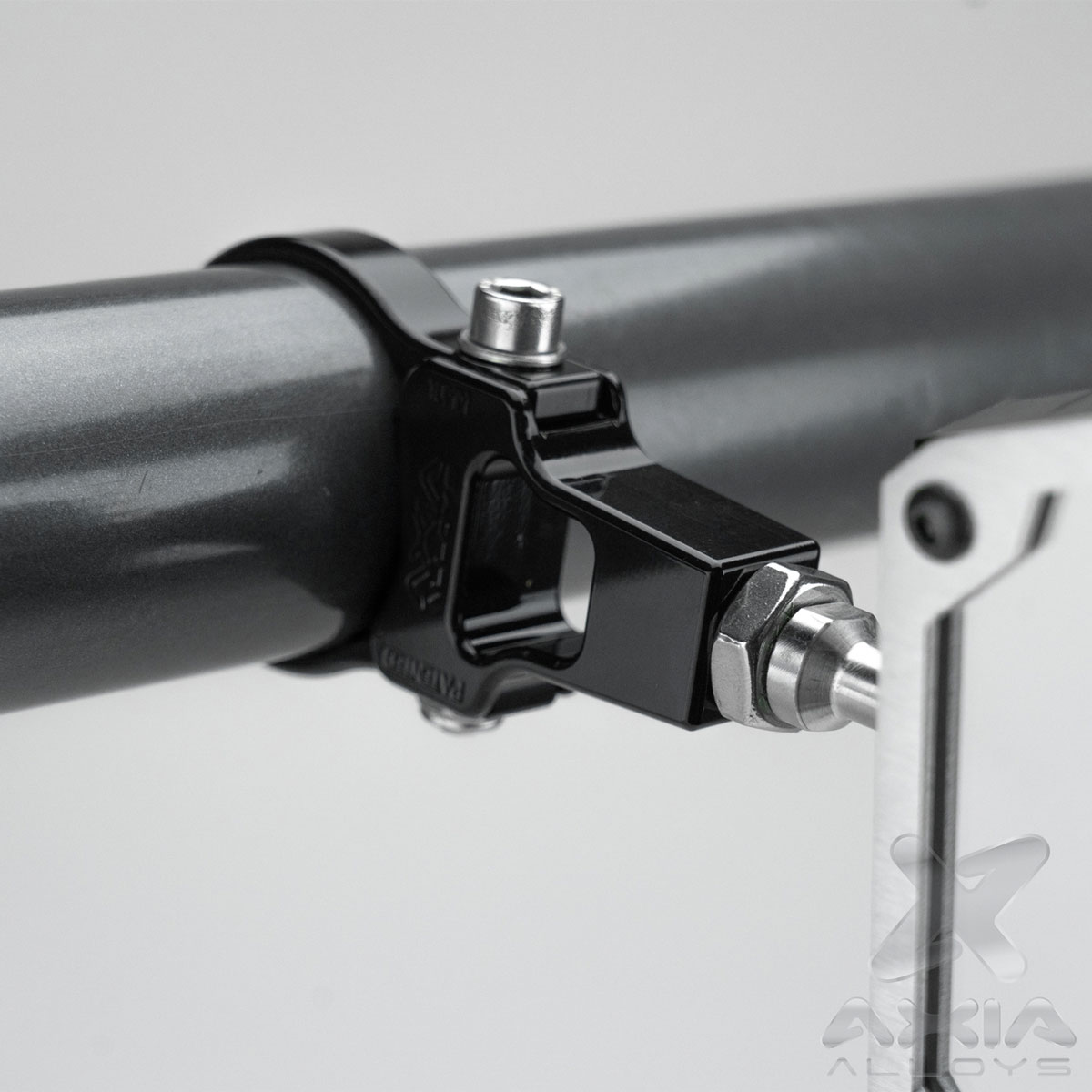 Extended Universal Mount - Single 10mm-1.25 Female Thread